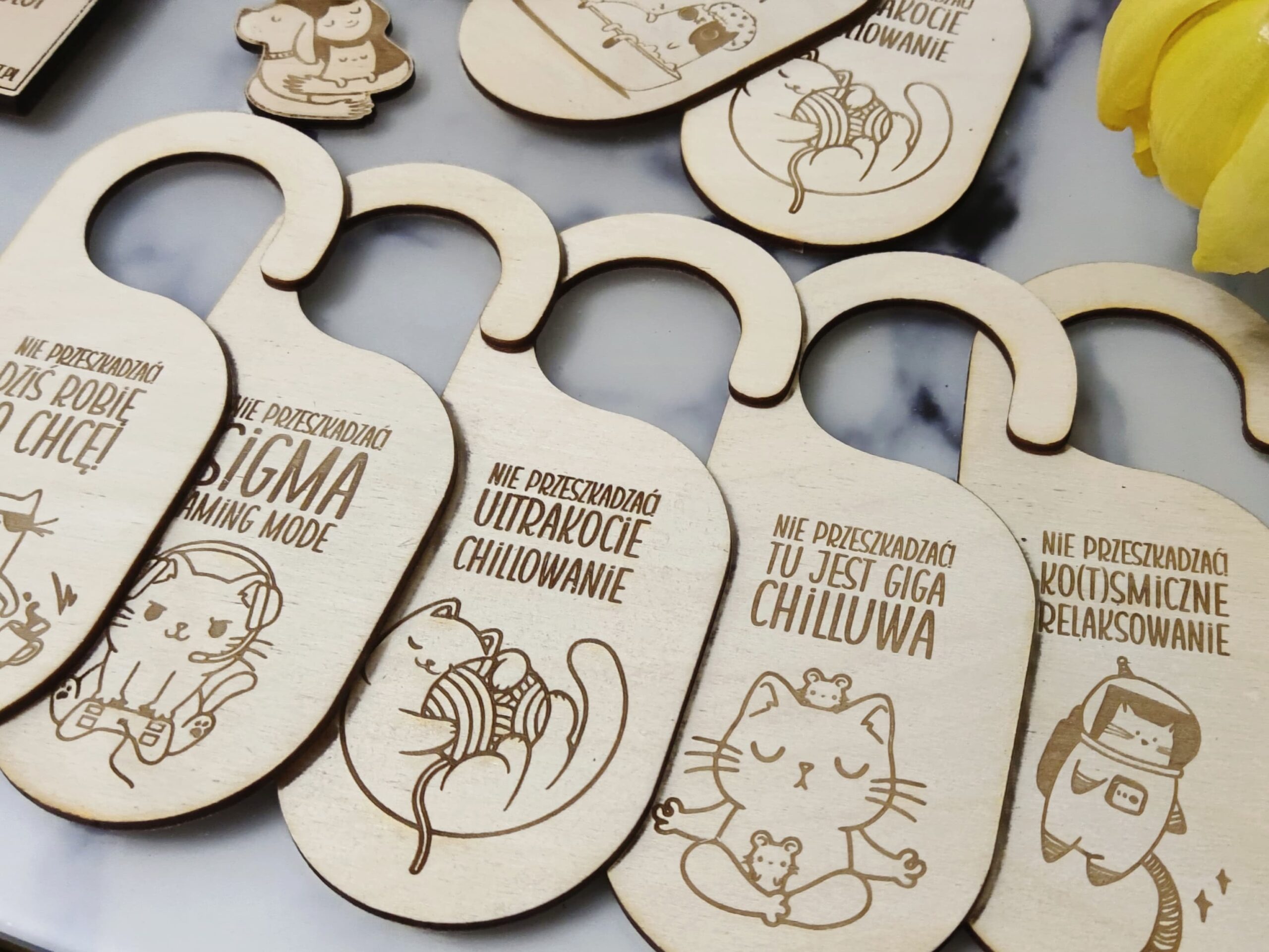 Laserowe wycinanie spersonalizowanych produktów ze sklejki